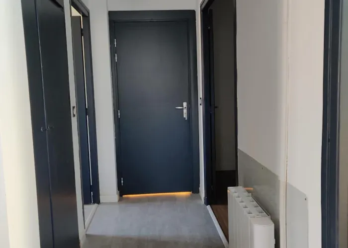 Apartamento T3 Centre-ville Calme Et Lumineux *